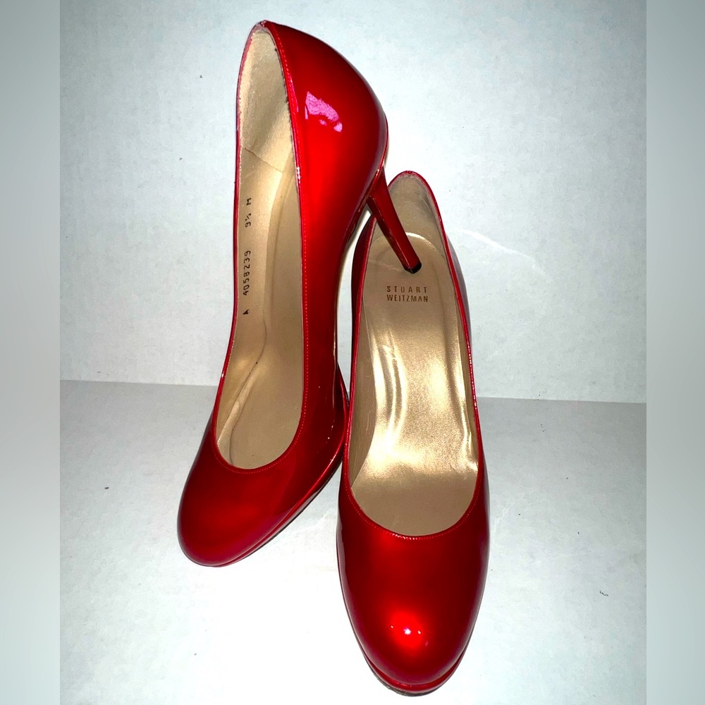 STUART WEITZMAN Platswoon Patent Leather Red Stilettos! Super SEXY & HOT!! 9.5 B